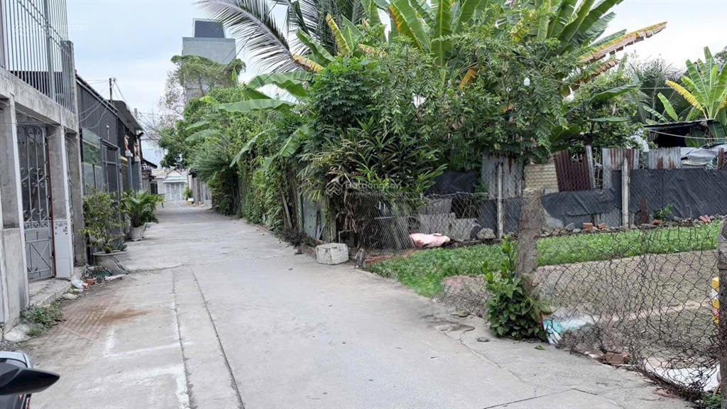 Chính chủ gửi bán đất đẹp trung tâm lái thiêu dt 121m gần đê bao sông sài gòn