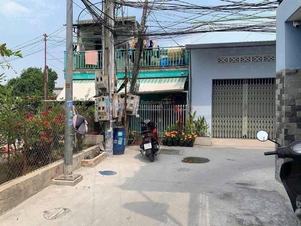 Bán nhà lái thiêu ngay nguyễn văn tiết dt 75m2 giá tốt