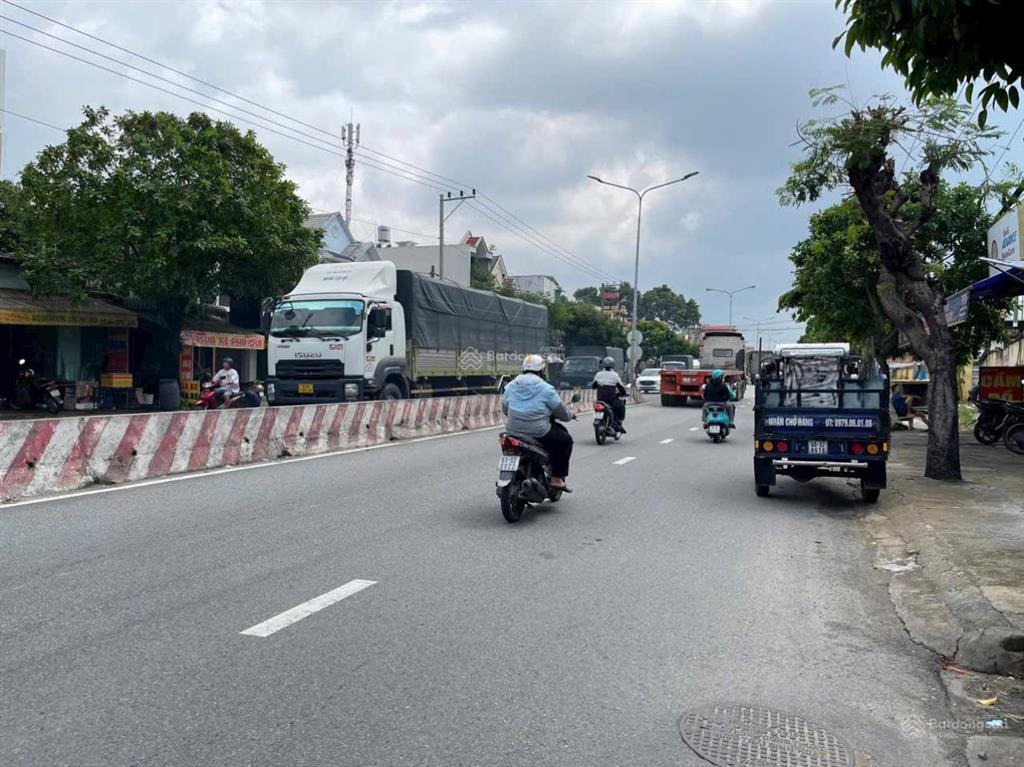Chính chủ gửi bán gấp đất mặt tiền đt 743c, chỗ cầu ông bố, bình hòa, thuận an