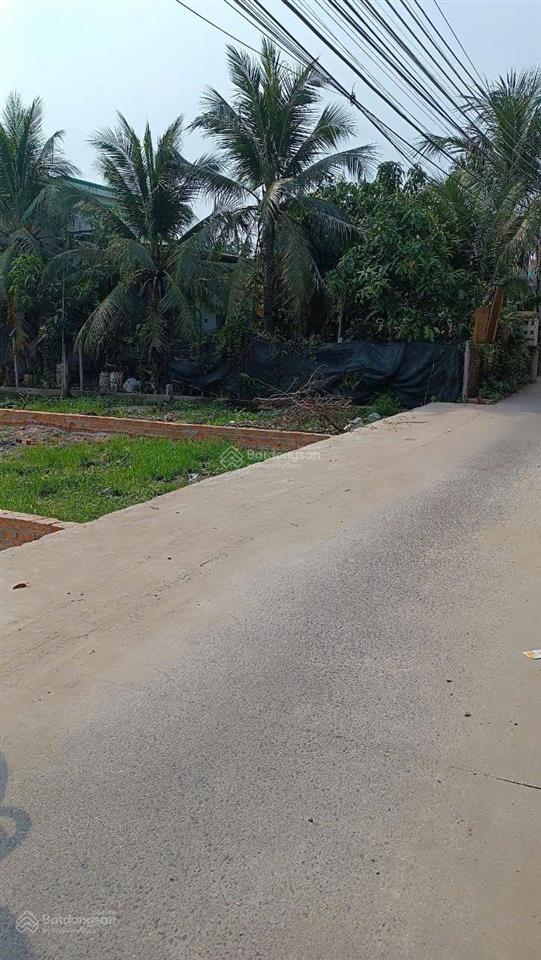 Đất thổ cư 150m2 ngay chân cầu phú long đường xe tải 6m, xây tự do