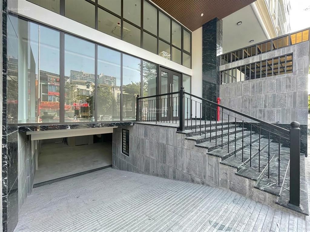 Tòa nhà mặt tiền trương văn bang trung tâm quận 2 vị trí nâng tầm thương hiệu hầm 7 tầng nổi 1000m²