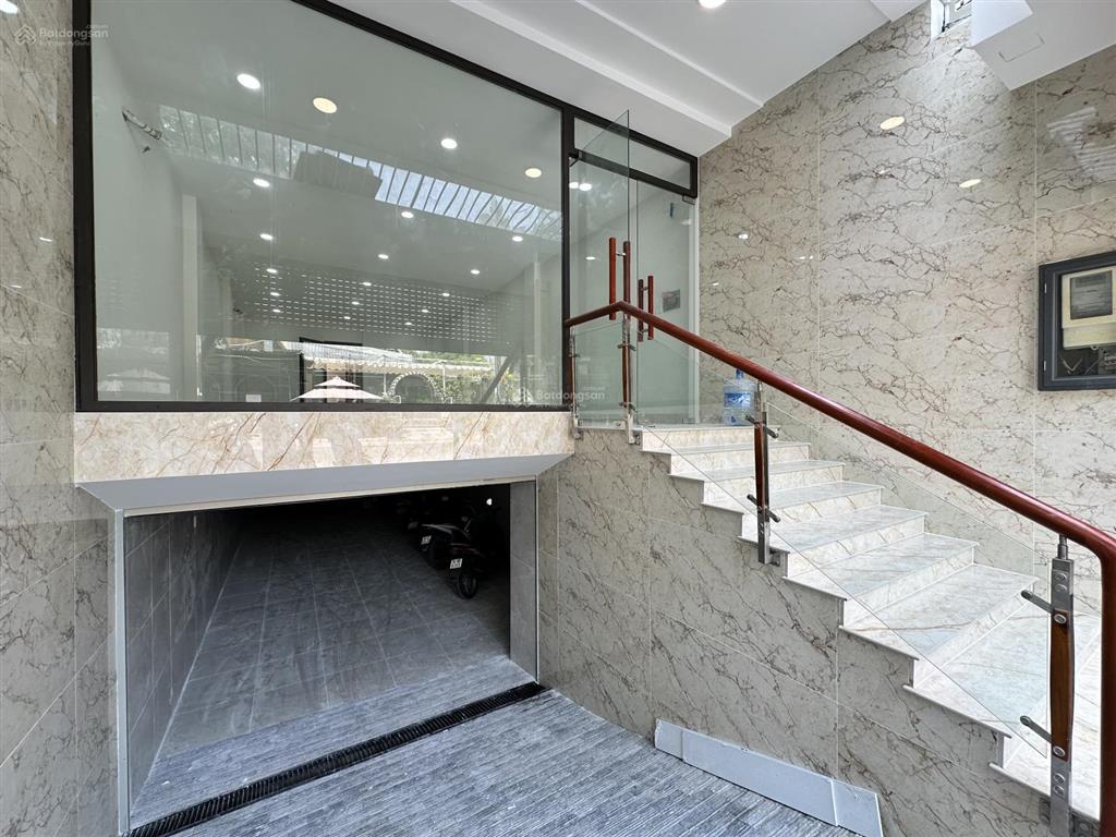 Cho thuê tòa nhà văn phòng 6 tầng 500m2 sàn trống suốt an phú an khánh, q2 giá từ 55tr/tháng