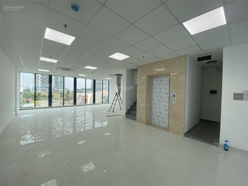 Cho thuê tòa nhà văn phòng trần não, lương định của trung tâm q2 hầm 6 tầng sàn trống suốt