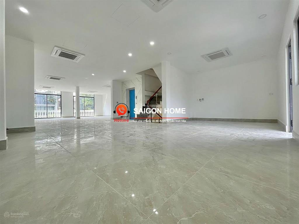 Cho thuê tòa nhà văn phòng 800m2 sàn gía 80trieeuj/tháng trục trần não an khánh q2