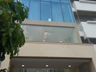 Cho thuê tòa nhà văn phòng 6 tầng 500m2 sàn trục trần lựu an phú an khánh, q2 thiết kế hiện đại