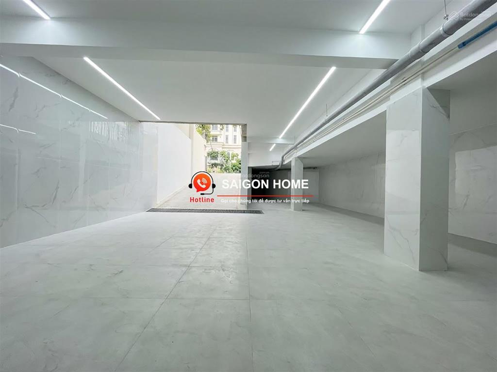 Tòa nhà văn phòng góc 2 mặt tiền trung tâm quận 2 vị trí nâng tầm thương hiệu hầm 7 tầng nổi 1000m²