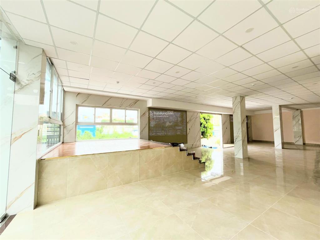 Cho thuê tòa nhà văn phòng 2 mặt tiền 800m2 sàn trục trần não  an khánh, quận 2