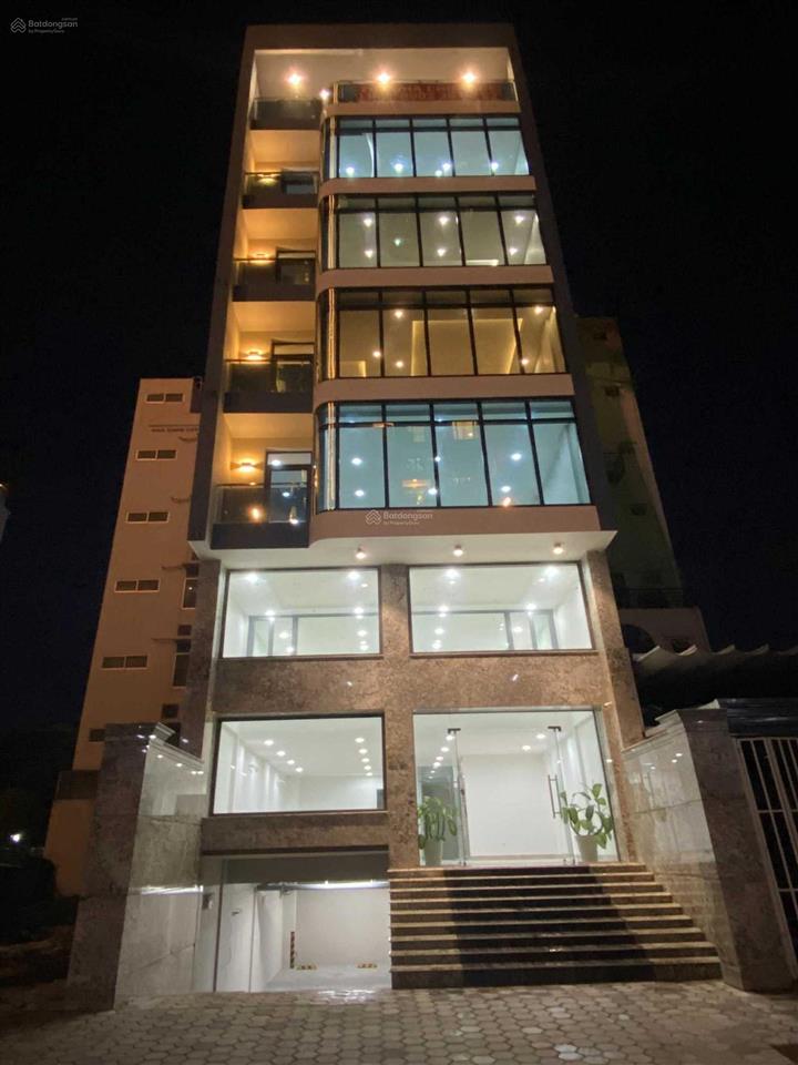 Cho thuê tòa nhà văn phòng ~750m2 khu đảo kim cương trung tâm q2 hầm 7 tầng nổi sàn trống suốt