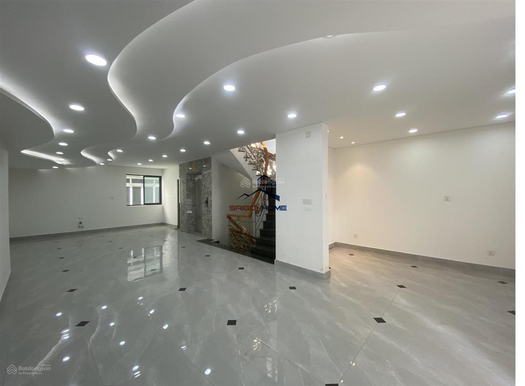 Cho thuê tòa nhà văn phòng ~750m2 khu đảo kim cương trung tâm q2 hầm 7 tầng nổi sàn trống suốt