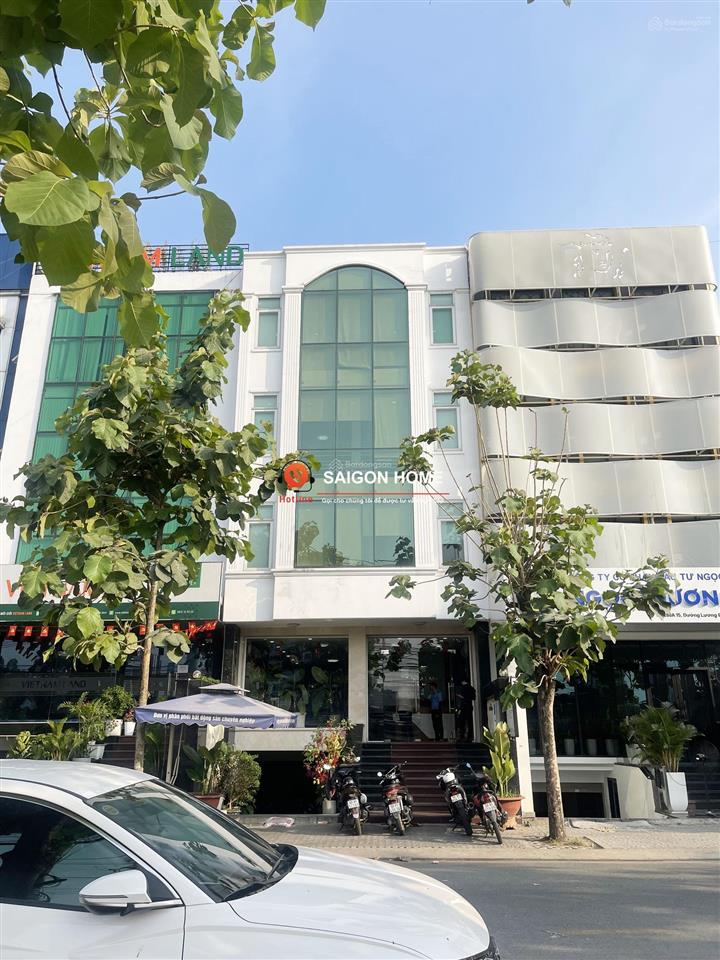 Cho thuê nhà mặt tiền hầm 5 tầng 700m2 sàn lương định của, trần não, trung tâm quận 2