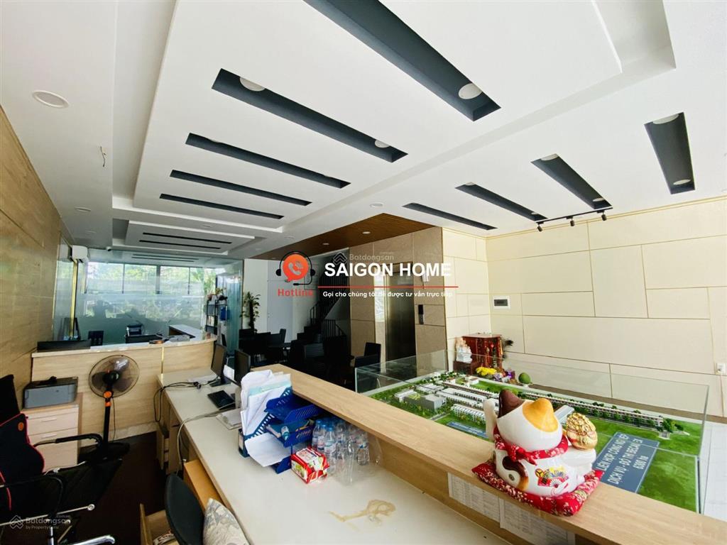 Cho thuê nhà mặt tiền hầm 5 tầng 700m2 sàn lương định của, trần não, trung tâm quận 2