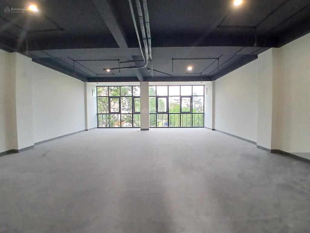 Cho thuê văn phòng hầm 4 tầng nổi ~600m2 sàn trống suốt khu đảo kim cương trung tâm q2