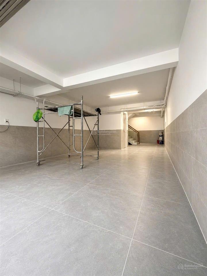 Cho thuê tòa nhà nguyên căn 7 tầng ~ 600m² sàn phường thạnh mỹ lợi trung tâm quận 2 mới 100%