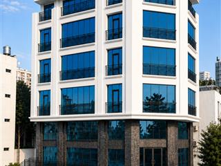 Cho thuê tòa nhà văn phòng hầm 6 tầng nổi ~700m2 sàn p thạnh mỹ lợi trung tâm hành chính quận 2