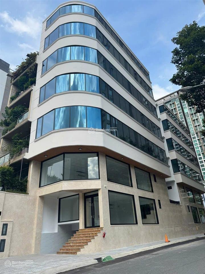 Cho thuê tòa nhà văn phòng góc 2 mặt tiền 7 tầng ~600m2 sàn p. thạnh mỹ lợi trung tâm hành chính q2