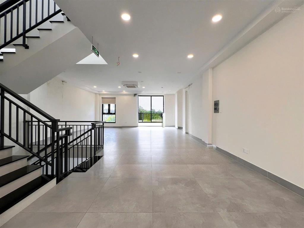 Cho thuê nguyên căn an phú an khánh q2 sàn trống suốt 4 tầng 500m² phù hợp spa, showroom, văn phòng
