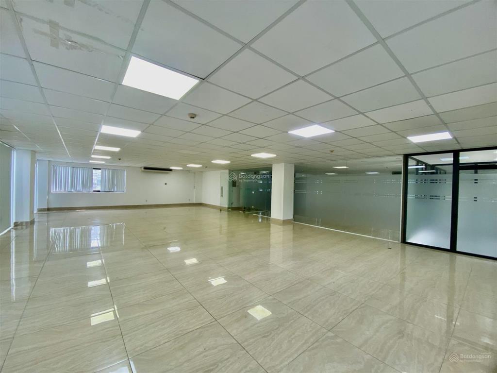 Cho thuê nhà nguyên căn 6 tầng ~ 1500m2 sàn trống suốt an khánh, q2, giá 290 tr/th có thương lượng