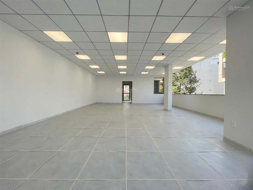 Tòa nhà hầm 7 tầng nổi ~1000m2 sàn căn góc gần trương văn bang  thạnh mỹ lợi  trung tâm quận 2
