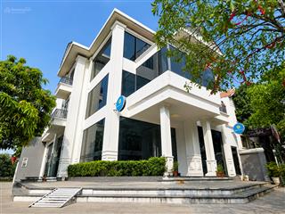 Cho thuê nhà riêng 100 triệu, 600m2 sàn thang máy, tại trần não, lương định của, an khánh, q2, hcm