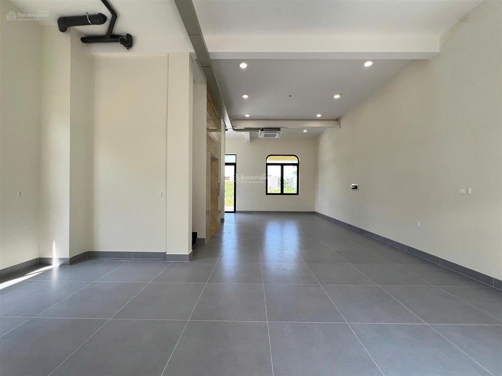 Cho thuê nhà riêng 80 triệu/ tháng bao vat, 650m2 sàn tại nguyễn văn kỉnh, p thạnh mỹ lợi, q2, hcm