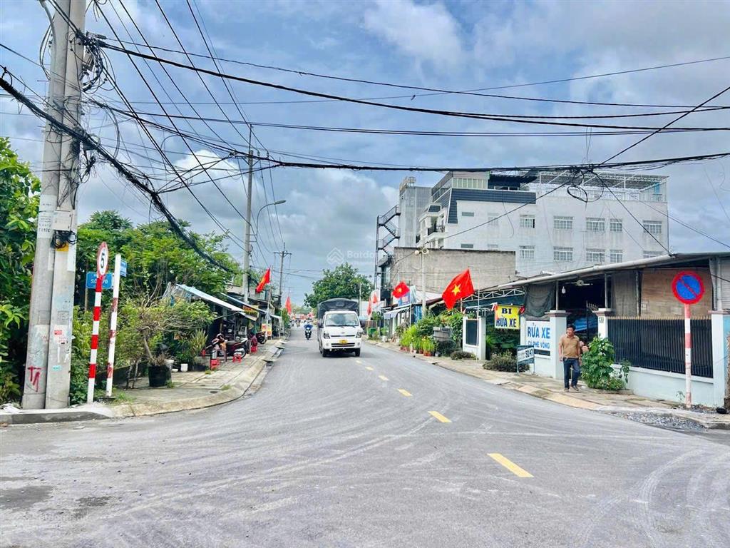 Không còn nhu cầu đầu tư cần sang nhượng lại hoặc bán luôn lô góc 2 mặt tiền 210m2 giá cực đậm sâu