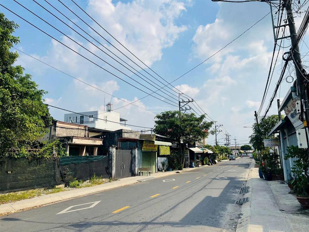 Đang cần tiền bán gấp không thương lượng giá thấp lắm rồi 600tr chịu mọi thuế phí
