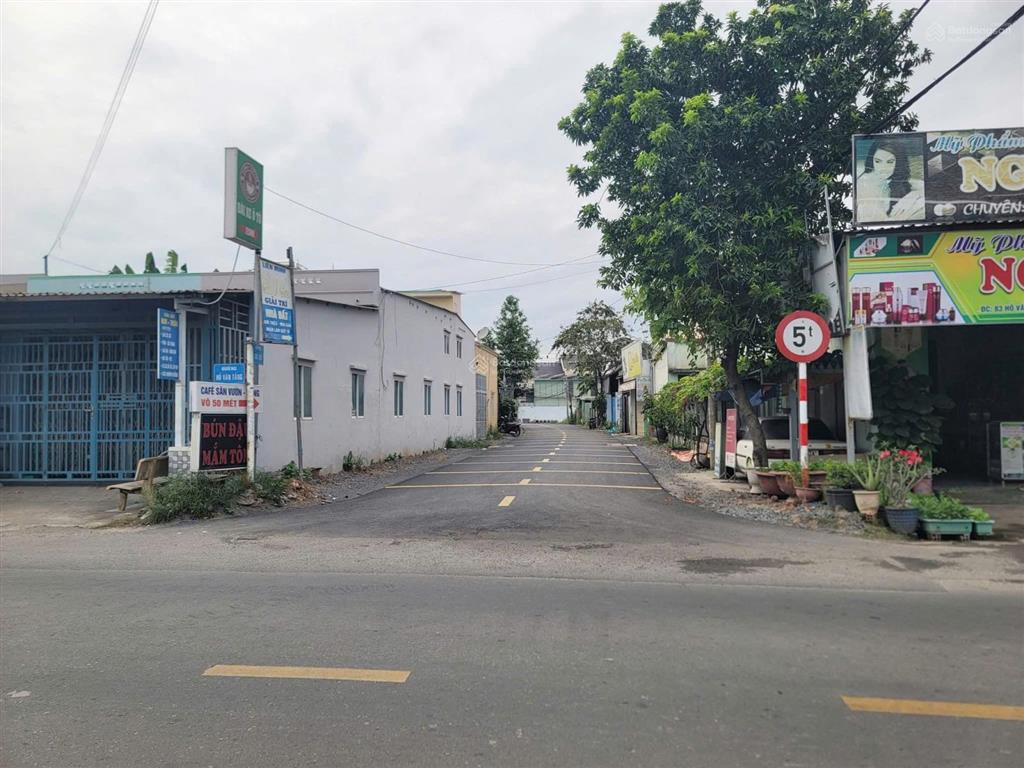 Cần bán nhanh nền đất góc 2 mặt tiền đường số 86  tân phú trung giá 490tr cực hiếm