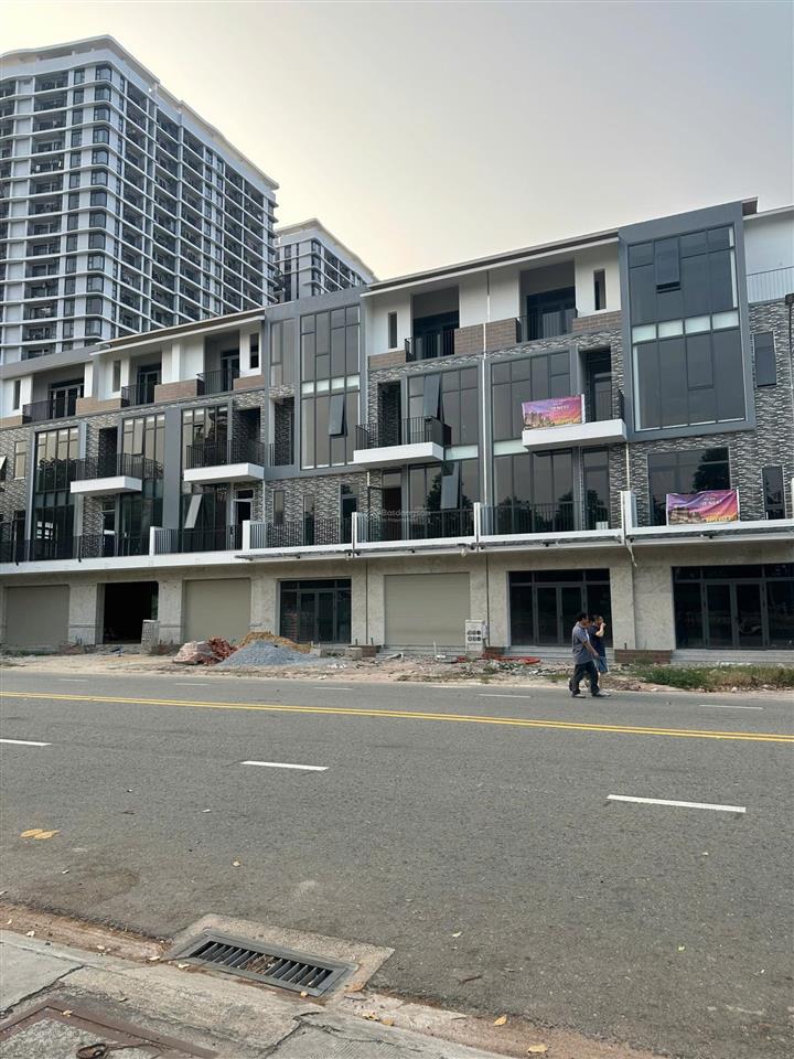 Nhà phố uni complex  vừa ở vừa kinh doanh  khu dân cư sầm uất
