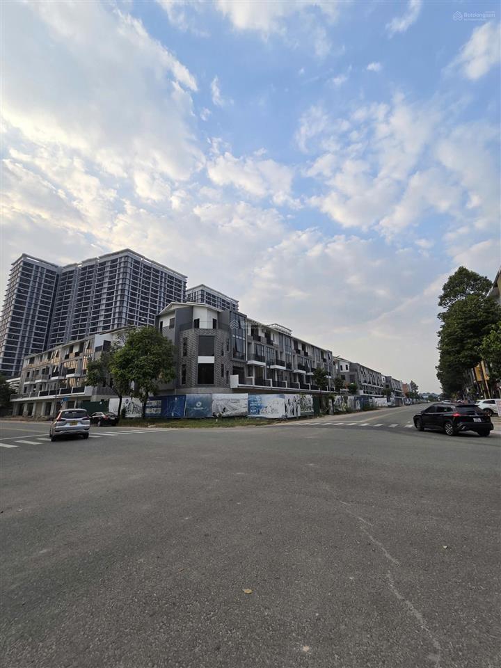 Nhà phố uni complex  vừa ở vừa kinh doanh  khu dân cư sầm uất