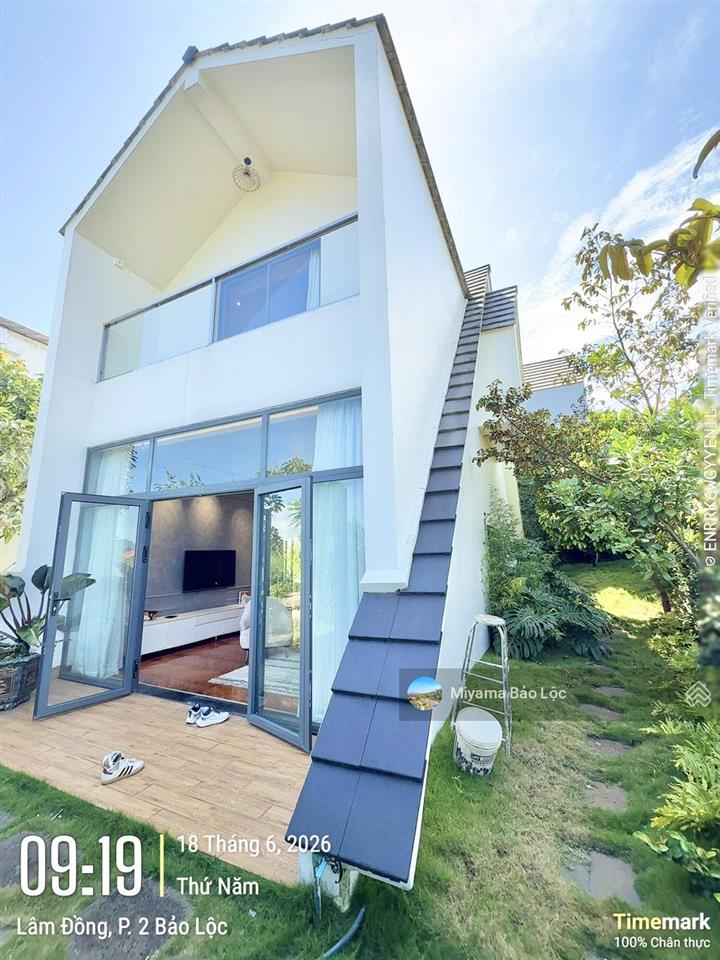 Biệt thự mini mới 100% full nội thất. gần hồ ngọc, đồi chè tâm châu. có hồ bơi, nhà hàng. sổ sẵn