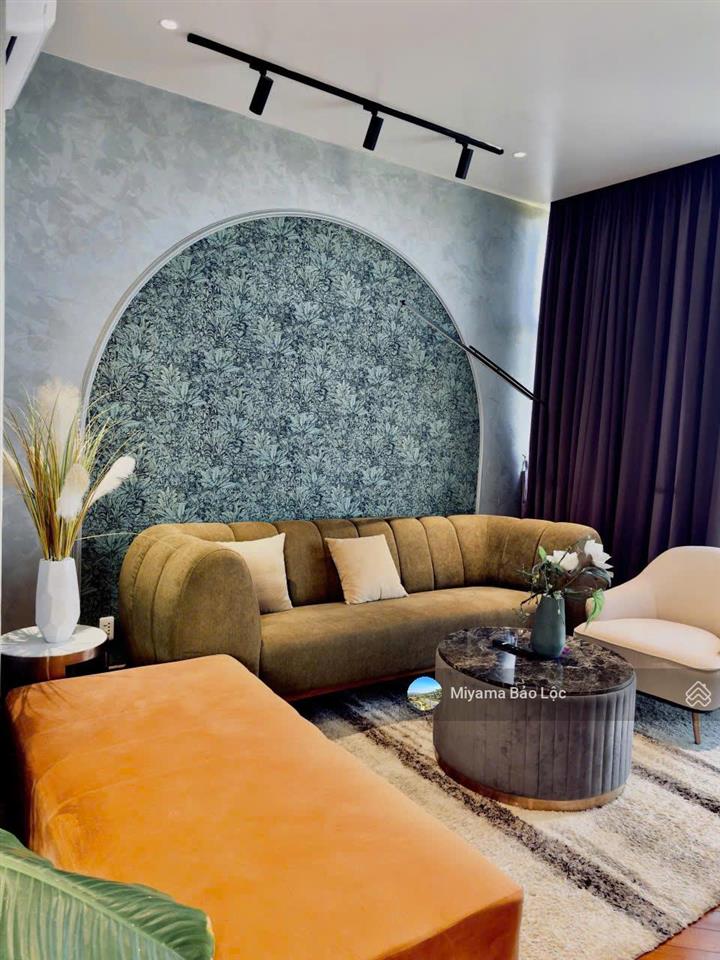 Biệt thự mini mới 100% full nội thất. gần hồ ngọc, đồi chè tâm châu. có hồ bơi, nhà hàng. sổ sẵn