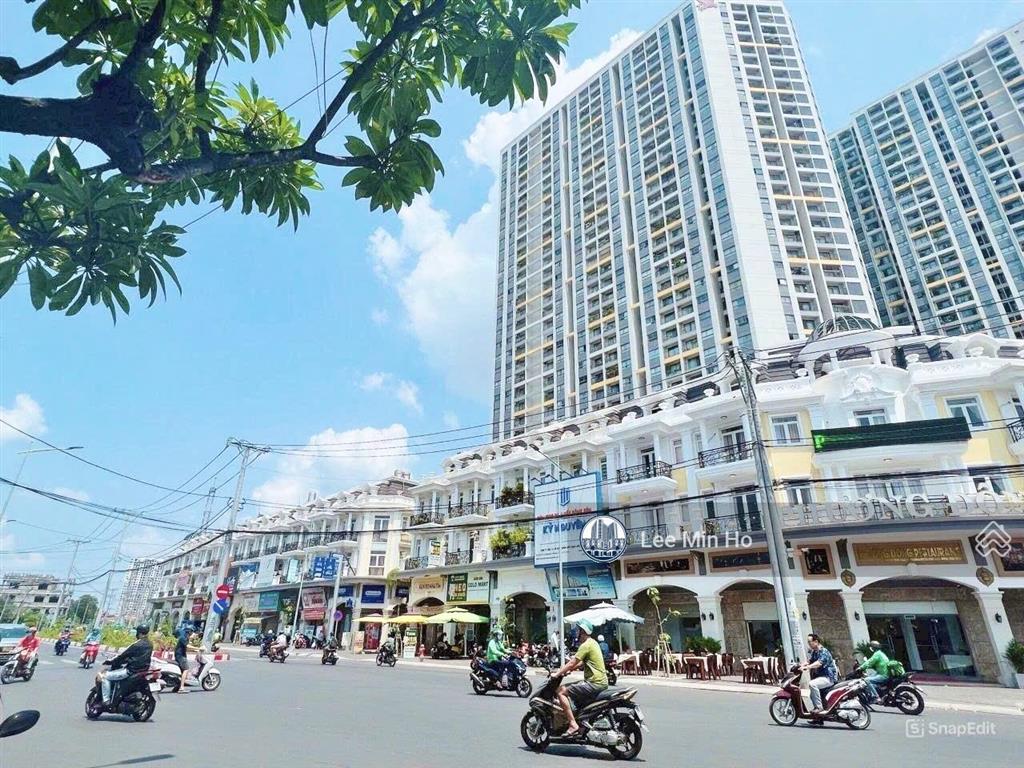 Nhà phố tạ quang bửu q8. dt 5x17  1 trệt 3 lầu, giá  14,5 tỷ, ngay cầu bình tiên kết nối cao tốc