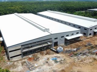 Bán 43.000m2 đất, 27.000m2 xưởng (đã xây 15.000m2) mới 100%, hệ thống pccc + sổ hồng. giá 150 tỷ.