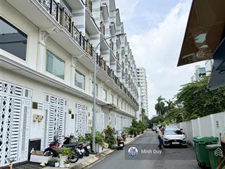 Nhà phố 3 tầng full nội thất đẹp, khu dân cư vip, an ninh yên tĩnh 24/24. giá thuê 19 triệu/ tháng