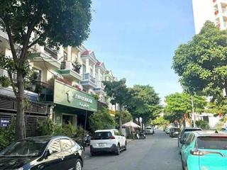 Bán đất mặt tiền d2 kdc phúc đạt 100m2 hướng tây  0939 844 ***