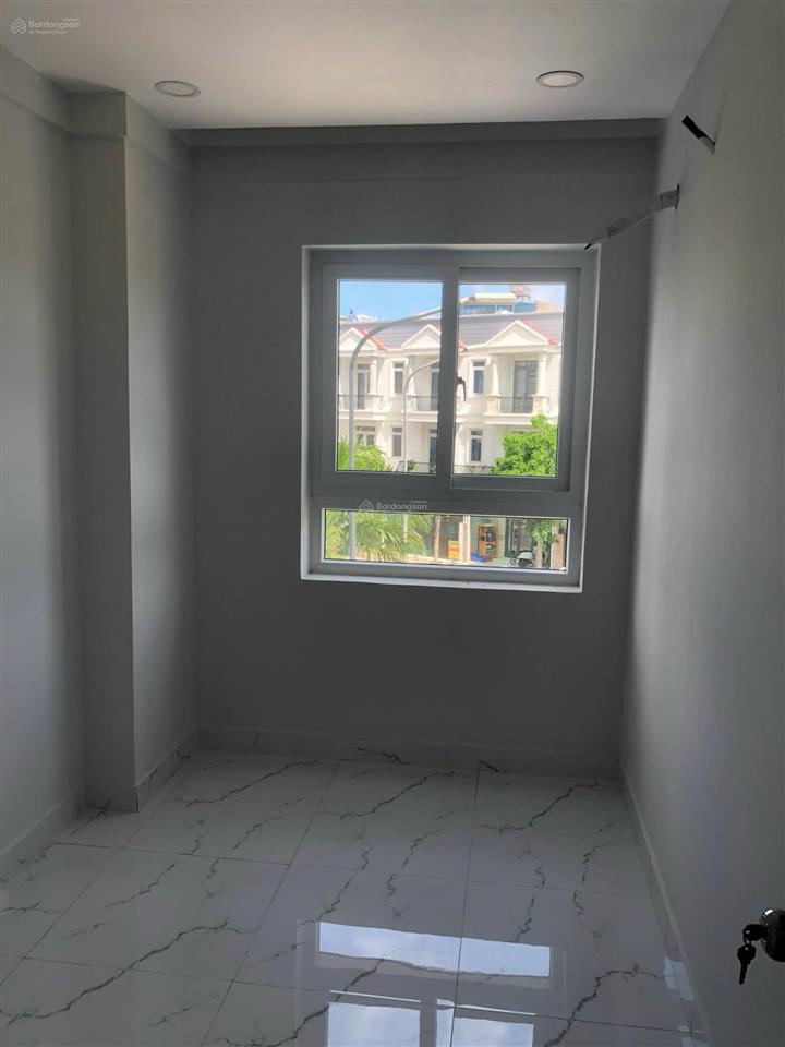 Bán căn góc chung cư phúc đạt 50m2 2pn 1wc giá 1tỷ300