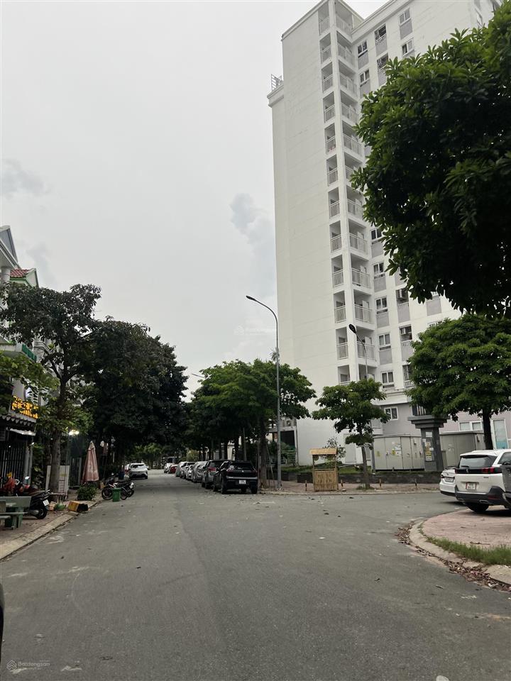 Bán đất mặt tiền d2 kdc phúc đạt 100m² cạnh chung cư giá 5 tỷ