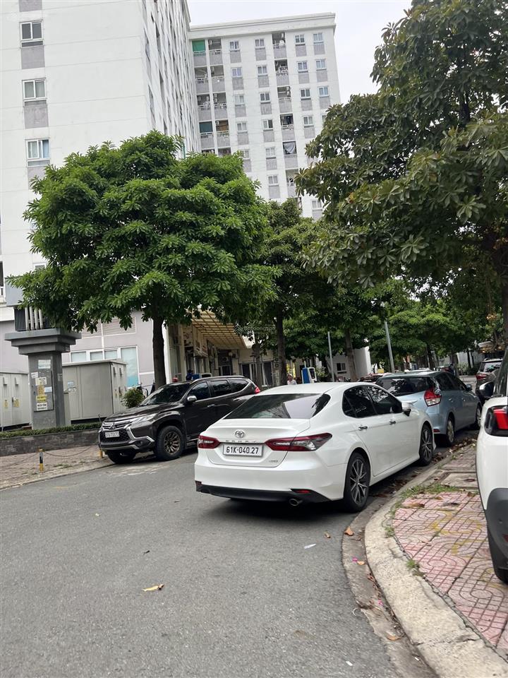 Bán đất mặt tiền d2 kdc phúc đạt 100m² cạnh chung cư giá 5 tỷ