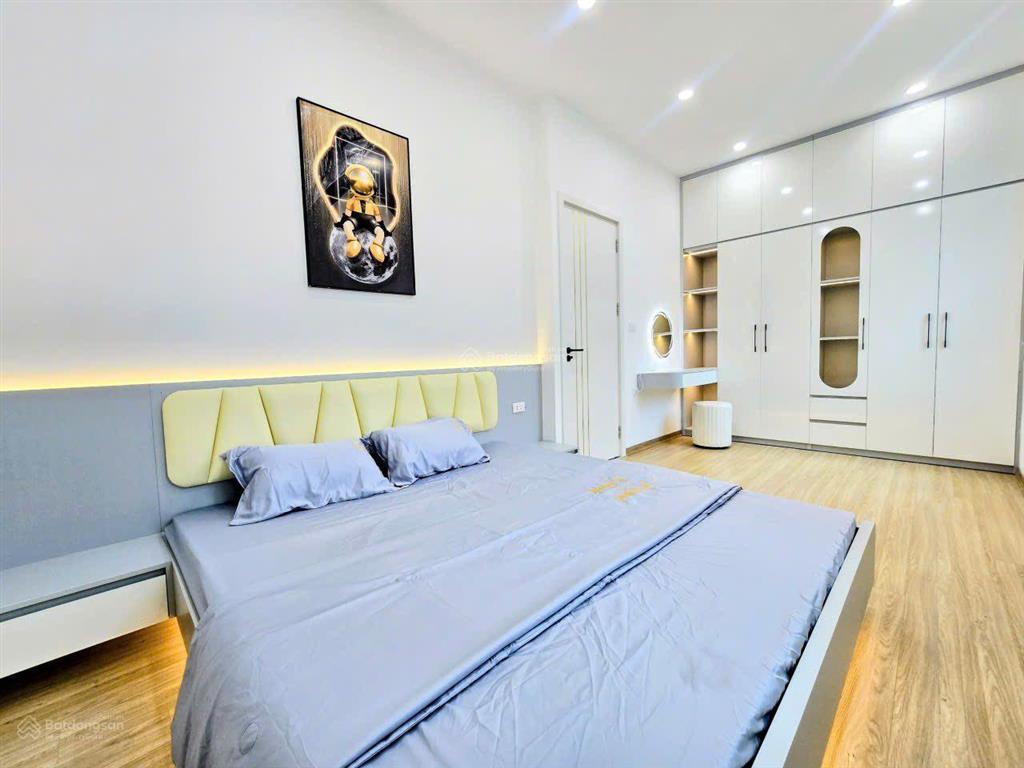 Bán nhà đẹp thanh nhàn,28m x 4 tầng, gần phố, 5.85 tỷ tl.