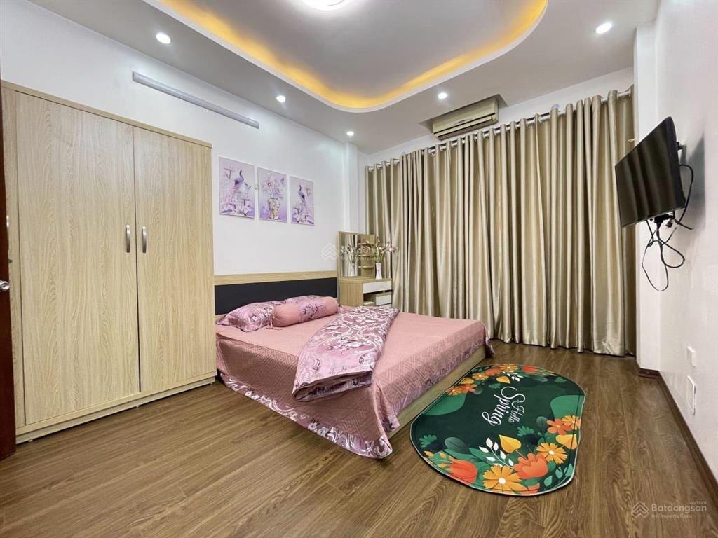Bán nhà tại trần khát chân, hai bà trưng. 83m x 5 tầng, thang máy, 17 tỷ tl
