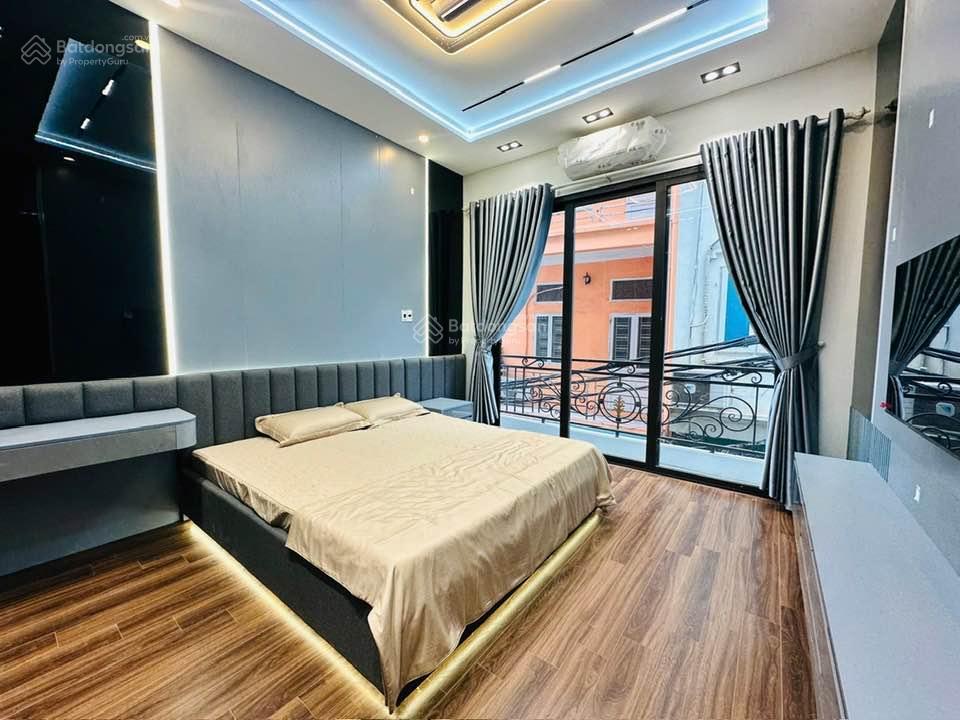 Bán nhà bạch mai, 38m x 4 tầng, gần phố, 7.3 tỷ tl.