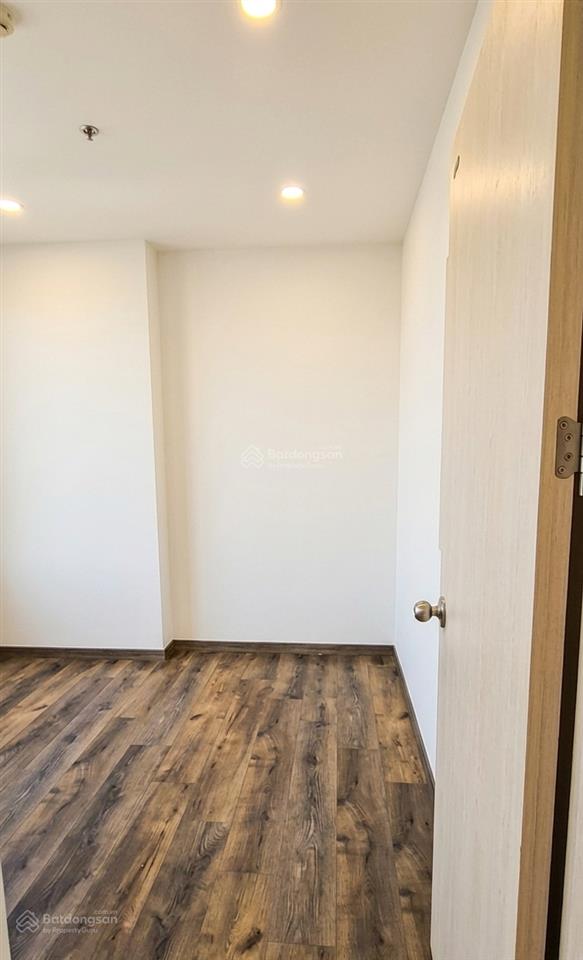 Chính chủ bán căn hộ bcons polygon 2pn 2wc 52m2 tầng 19, view đẹp giá tốt 2,45 tỷ (thương lượng)
