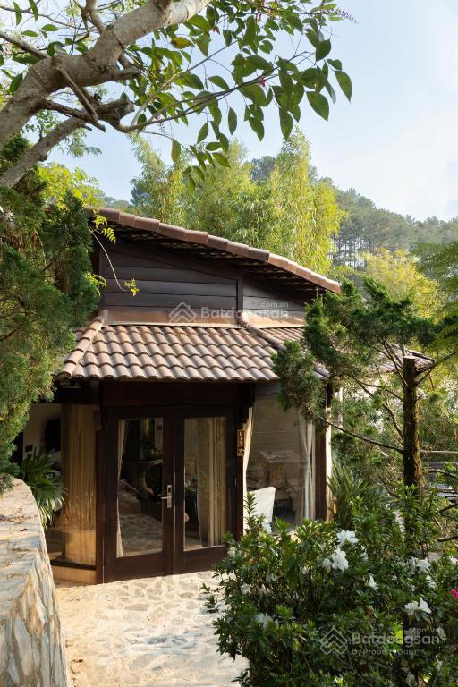 Cần bán khu resort nghỉ dưỡng 4 sao trung tâm tp đà lạt, giá siêu đầu tư