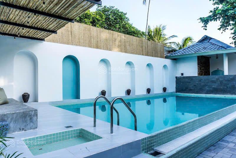 Cần bán resort nghỉ dưỡng mũi né, vị trí đắc địa, sát biển, giá đầu tư