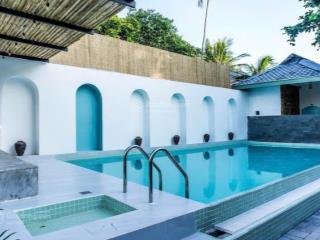 Cần bán resort nghỉ dưỡng mũi né, vị trí đắc địa, sát biển, giá đầu tư.