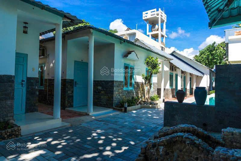 Cần bán resort nghỉ dưỡng mũi né, vị trí đắc địa, sát biển, giá đầu tư