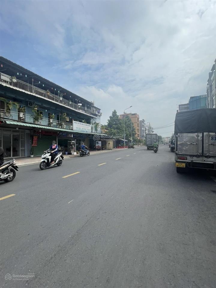 Bán kho phường 10 quận 6, mặt tiền an dương vương  hướng đông  kho đẹp vị trí thuận tiện