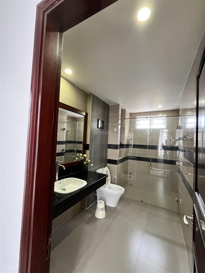 Căn nhà to khủng & siêu "đặc biệt 39k" cách biển nha trang 2,5km