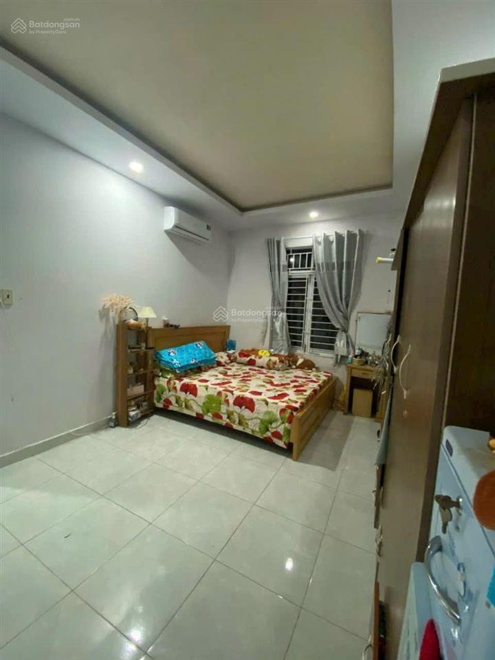 Bán rẻ căn nhà 02 tầng đẹp, kiên cố, sổ hoàn công, ra biển chỉ 1,6km