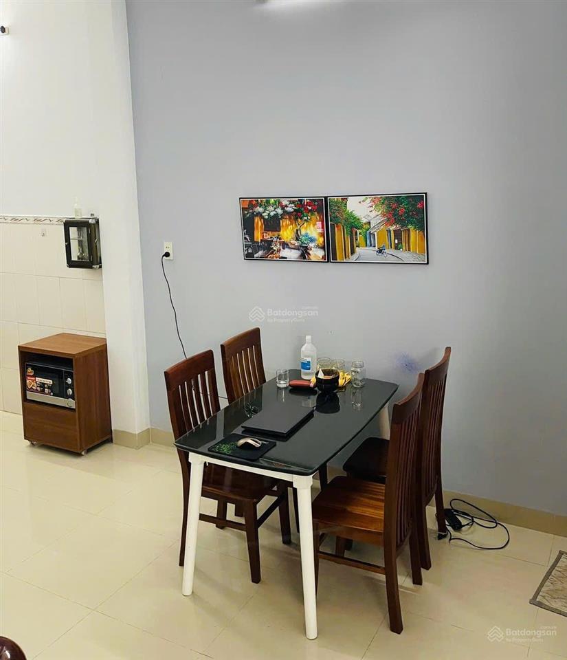 Căn nhà 2 tầng đẹp rất nhiều tài lộc & may mắn nhượng lại giá mềm.